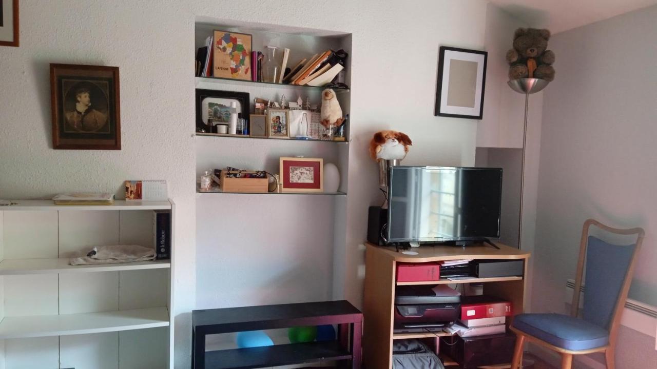 Chambre D'Hote Au Centre Ville Arles Bagian luar foto